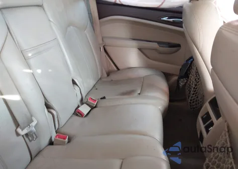 2014 Cadillac Srx Luxury Collection z USA, uszkodzony, nr VIN 3GYFNBE35ES632433